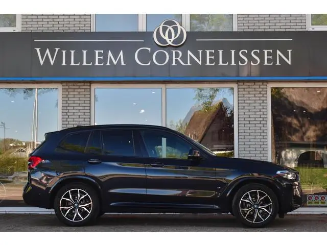 BMW X3 xDrive30e M-Sport Trekhaak Navi Camera Leder Stoel