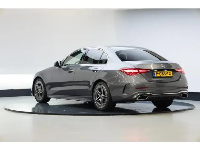 Mercedes-Benz C-klasse 180 AMG Line | Stoelverw. | Panoramadak |