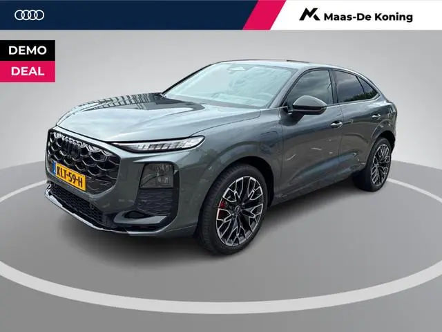 Audi Q3 Sportback 1.5 e-hybrid S edition · Tech Pro · Navigatiepakket · Audi Phone box · Optiekpakke...