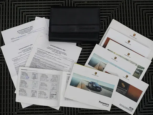 Porsche Panamera 3.0 S E-Hybrid Dealer Onderhouden, Schuifdak, Bose Surround Audio, Camera, Leder In...