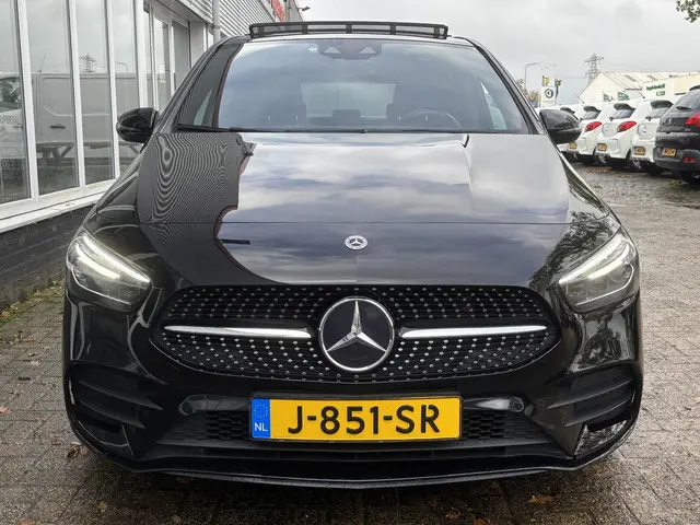 Mercedes-Benz B-klasse 200 Business Solution AMG | Automaat | Pano | Sfeerverlichting | Elektrische...