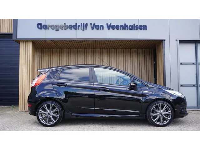 Ford Fiesta 1.0 100pk EcoBoost ST Line 5 drs Xenon Clima*NL auto* pdc Navi Cruise *3de eigenaar*