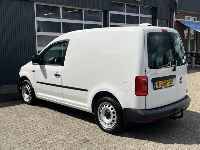 Volkswagen Caddy 1.4 TSI Benzine 126pk Airco Cruise control Trekhaak 1500kg Schuifdeur Kastinrichtin...