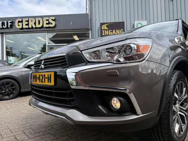 Mitsubishi ASX