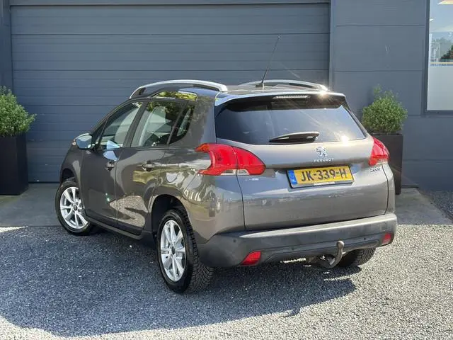 Peugeot 2008 1.2 PureTech Active D-riem vv in 2024,Trekhaak,Pano,Navi,Airco,Cruise,Pdc,Automaat,Lm v...