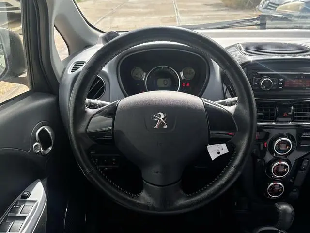 Peugeot iOn