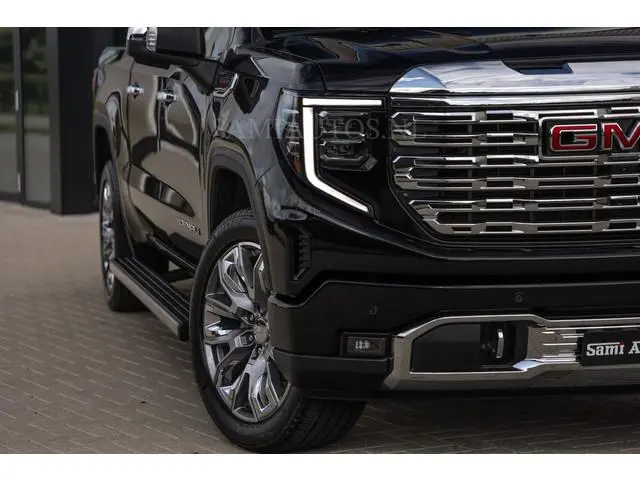 GMC Sierra