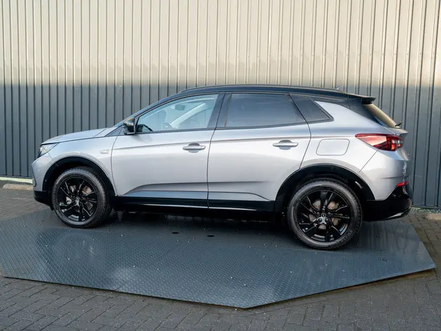 Opel Grandland 1.6 Turbo Plug-In Hybrid GS Line | Matirx LED | 360 Camera | Stoel & Stuur verw. | Pr...