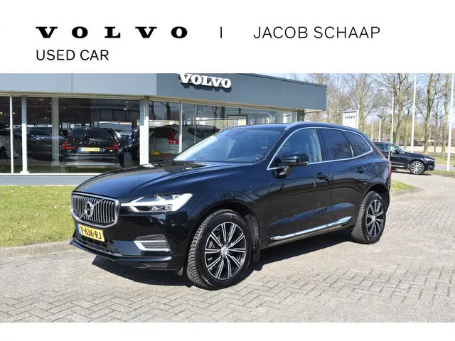Volvo XC60 T8 390PK Twin Engine AWD Inscription | Trekhaak | Panodak | Stoel-Stuur verwarming | ACC...