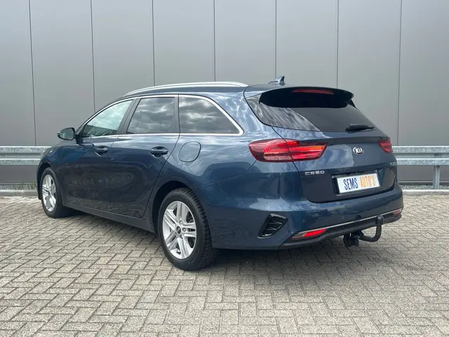 Kia Ceed Sportswagon 1.0 T-GDi MHEV DynamicPlusLine NAP / Camera / Stuur- Stoel-Verw. / APK 08-04-20...