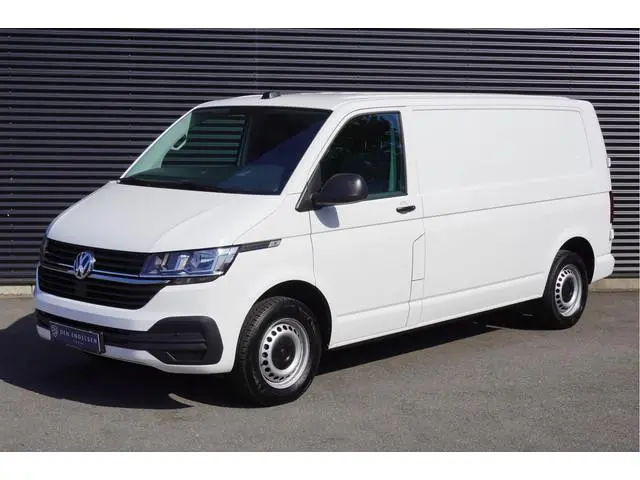 Volkswagen Transporter 150pk Automaat L2H1 Navigatie Camera Parkeersensoren Apple carplay