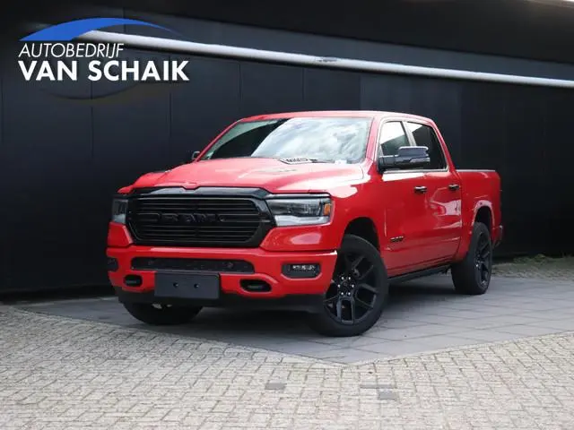 Dodge Ram 1500 5.7 V8 4x4 Crew Cab Laramie | LPG | H&K | LEDER | MEMORY | PANO | LUCHTVERING | TREKH...