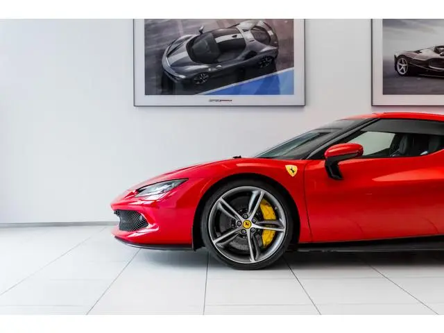 Ferrari 296