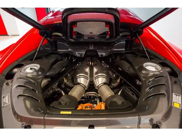 Ferrari 296