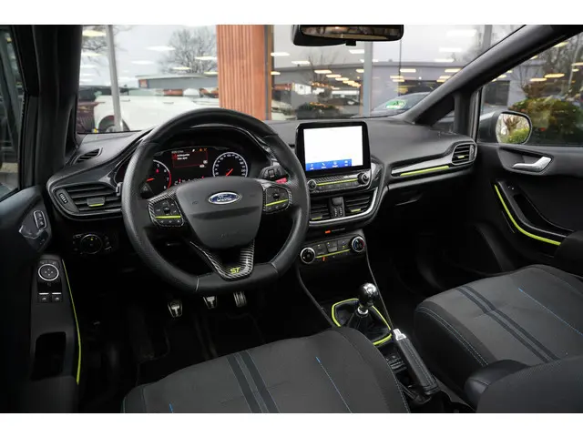 Ford Fiesta 1.5 EcoBoost ST-3 Panoramadak Cruise Recaro LED Keyless