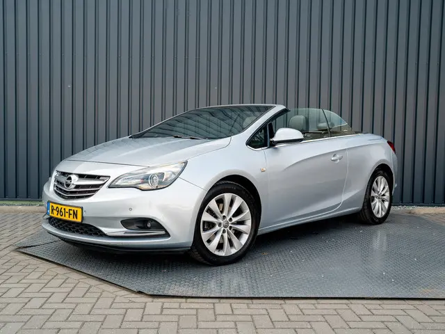 Opel Cascada