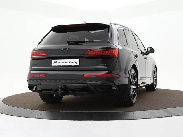Audi Q7 55 TFSIe 381pk Tiptronic Quattro Pro Line S · SOH 97,2% · Panoramadak · 360 Camera · Luchtve...