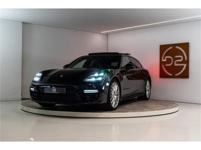 Porsche Panamera Sport Turismo 2.9 4 E-Hybrid 462PK | NL AUTO | Pano | Bose | Achterasbesturing | VO...