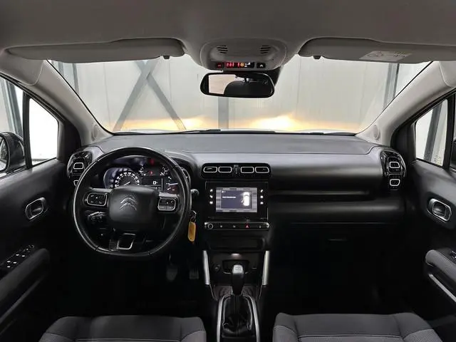 Citroën C3 Aircross 1.2 PureTech Feel | Trekhaak | Camera | Navi | Carplay | Draadloze lader