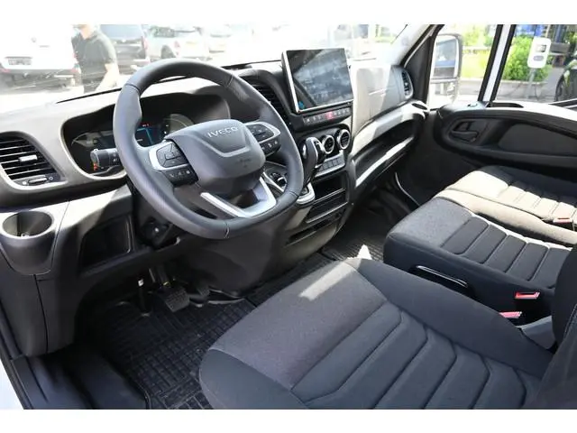 Iveco Daily 35S18 3.0 180 pk Hi-Matic Chassis cabine ACC, Geveerde stoel, Apple Carplay/Android Auto