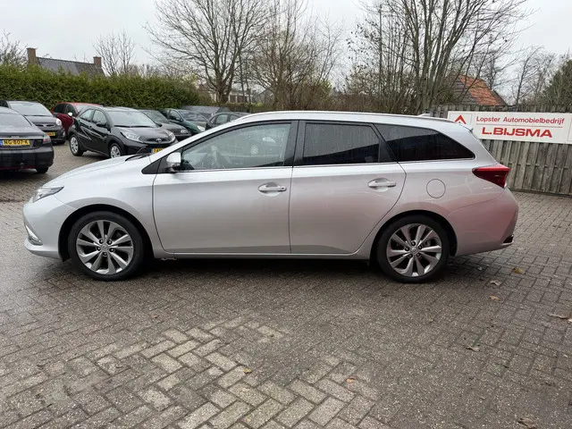 Toyota Auris Touring Sports 1.8 Hybrid 100 PK | Executive | Navigatie | Stoelverwarming | Start- en stopknop |