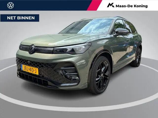 Volkswagen Tiguan 1.5 eHybrid 272pk DSG R-Line Edition · Panoramadak · Inklap. Trekhaak · 360 Camera...