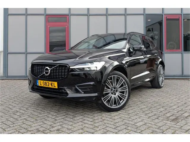 Volvo XC60 2.0 Recharge T6 AWD R-Design Black Trekhaak Panorama