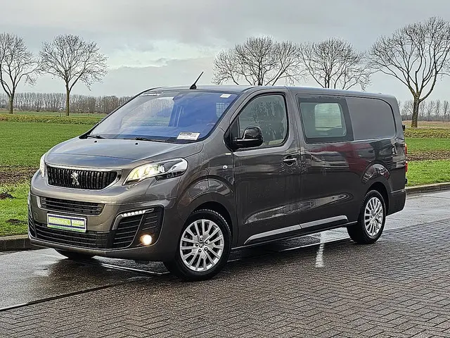 PEUGEOT E-EXPERT 75 kwh long range