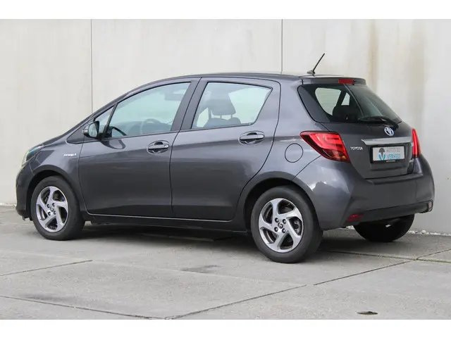 Toyota Yaris 1.5 Hybrid Dynamic  / CAMERA / AIRCO