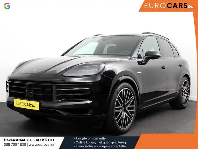 Porsche Cayenne 3.0 E-Hybrid Akrapovic met soundbox Luchtvering Leder Panoramadak Camera Navigatie E...