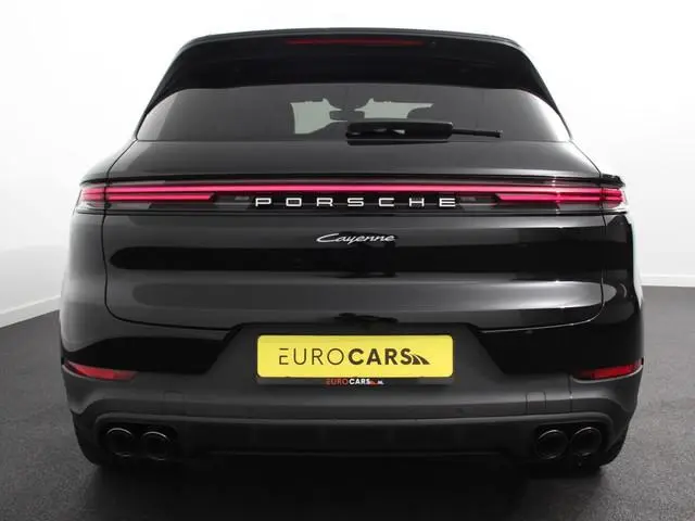 Porsche Cayenne 3.0 E-Hybrid Akrapovic met soundbox Luchtvering Leder Panoramadak Camera Navigatie E...