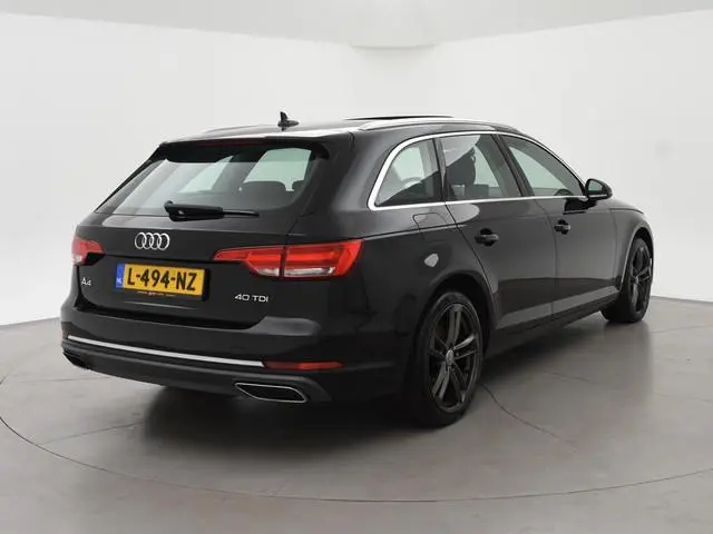 Audi A4 Avant 40 TDI 190 PK AUT. + PANORAMA | AFN. TREKHAAK | LEDER SPORTINTERIEUR | APPLE CARPLAY |...