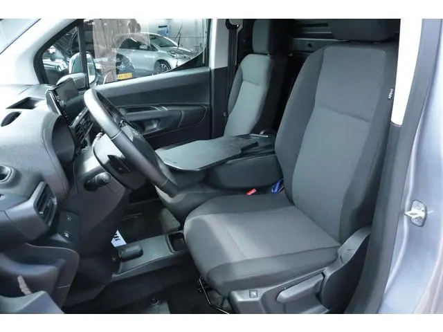 Toyota pro-ace