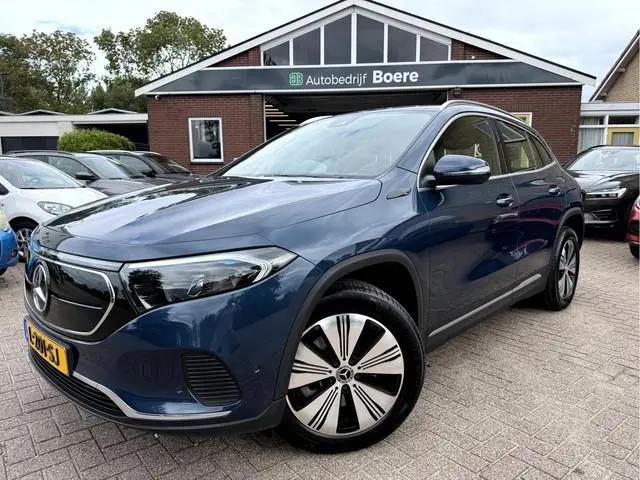 Mercedes-Benz EQA 250 Business Solution Luxury 67 kWh SOH 93.9%, Navi, Camera, Trekhaak, Sfeerverlic...