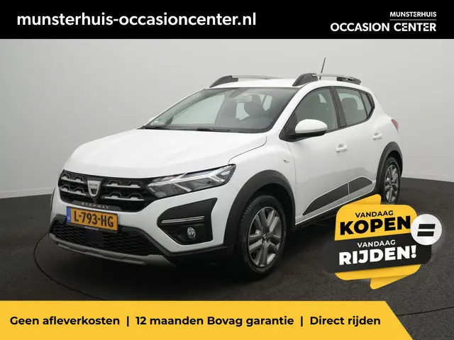 Dacia Sandero TCe 100 Bi-Fuel Essential - RIJKLAARPRIJS - LPG G3 - Trekhaak - All Seasonbanden - Cru...