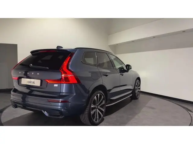 Volvo XC60 2.0 T6 Plug-in hybrid AWD R-Design | Panoramadak | Harman & Kardon Audio | Full LED kopla...