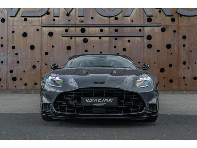 Aston Martin Vanquish Volante | QUICKSILVER TITANIUM UITLAAT | 16-WAY SEATS | BOWERS & WILKINS | BLA...