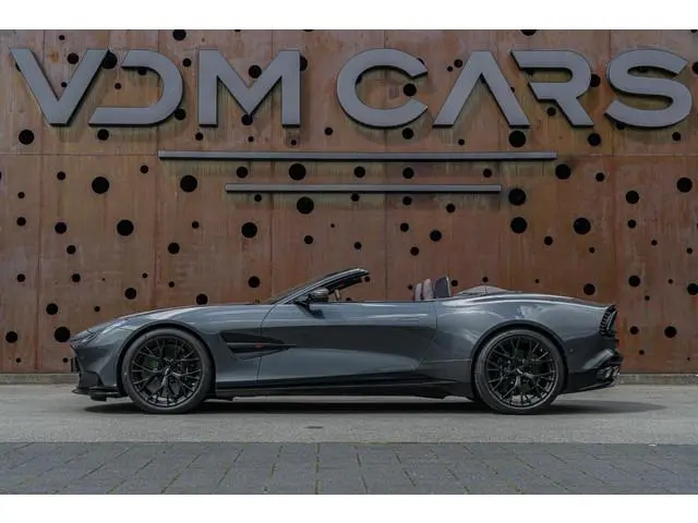 Aston Martin Vanquish