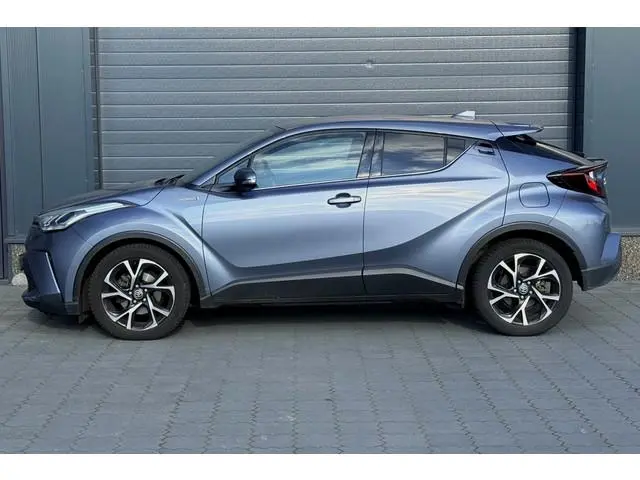 Toyota C-HR 1.8 Hybrid Dynamic LED ACC CAMERA KEYLESS