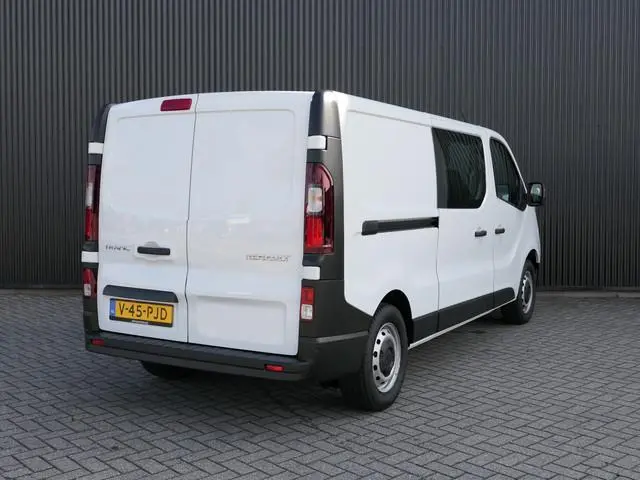 Renault Trafic 2.0 Blue dCi 130 T29 L2H1 Start DC *Getoonde prijs incl. BPM / Excl. BTW* - *NIEUW!*...