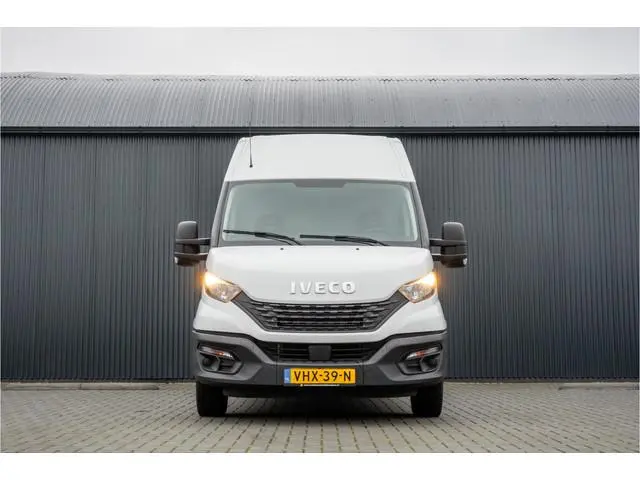 Iveco Daily 35S14V 2.3 L2H2 | 136 PK | Cruise | Airco | 3500 KG Trekgewicht