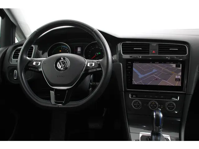 Volkswagen e-Golf