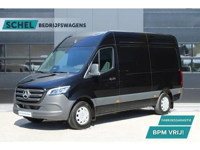 Mercedes-Benz Sprinter 317CDI L2H2 Select - LED - Mbux 10 - 3.5t Trekhaak - Geveerde Stoel - Betimme...