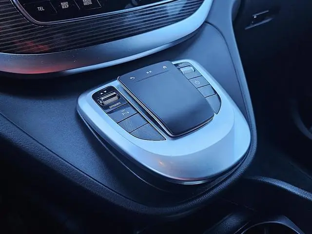 Mercedes-Benz EQV