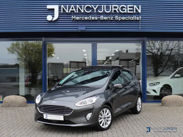 Ford Fiesta 1.0 EcoBoost Titanium | Pano | Adaptive Cruise | Camera | Sensoren Voor + Achter | Bang...