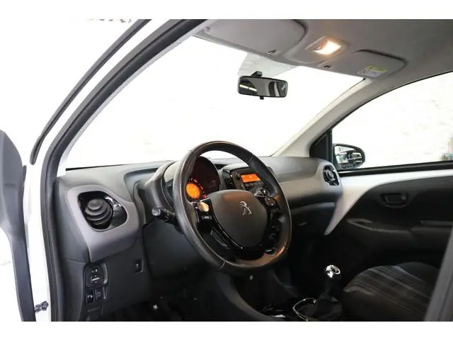Peugeot 108 1.0 e-VTi Style 5-Deurs | Cruise Control | Dealer onderhouden | NL AUTO | NAP