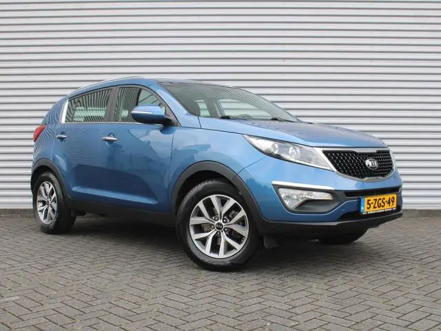 Kia Sportage 1.6 GDI BusinessLine | Trekhaak | Camera | 17" LM | Clima | Cruise | Regensensor | Navi...