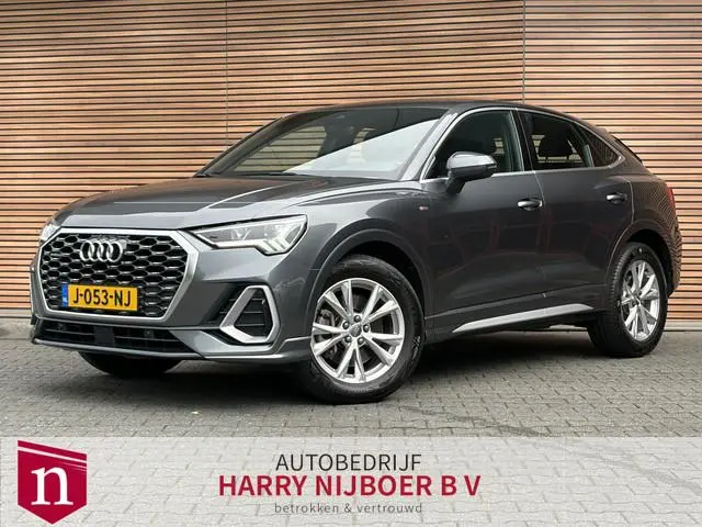 Audi Q3 Sportback 40 TFSI quattro S Edition Trekhaak / Cruise / Stoelverwarming