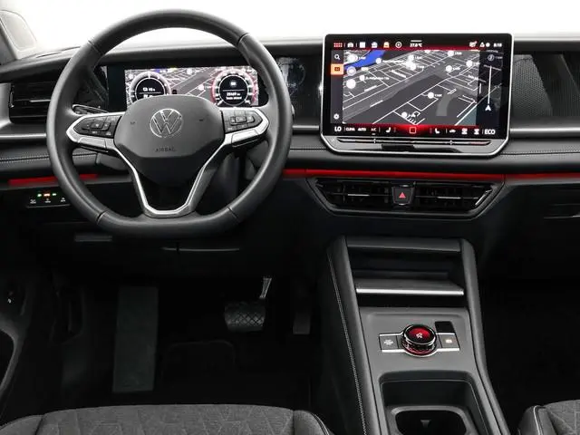 Volkswagen Tayron 1.5 eTSI 204pk Life Edition · SOH 100% · Camera · Wegklapbare Trekhaak · Stoel-&St...