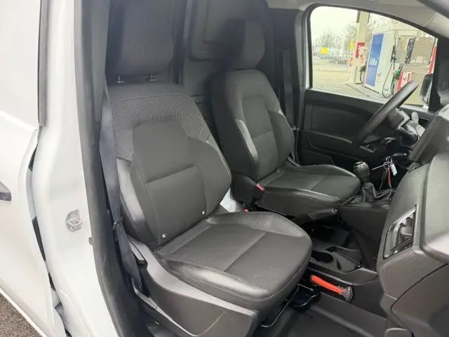 Renault Kangoo 1.5 Blue dCi 75 Comfort L1 AIRCO I PDC I TREKHAAK I NAVIGATIE I 1e EIGENAAR I COMPLET...